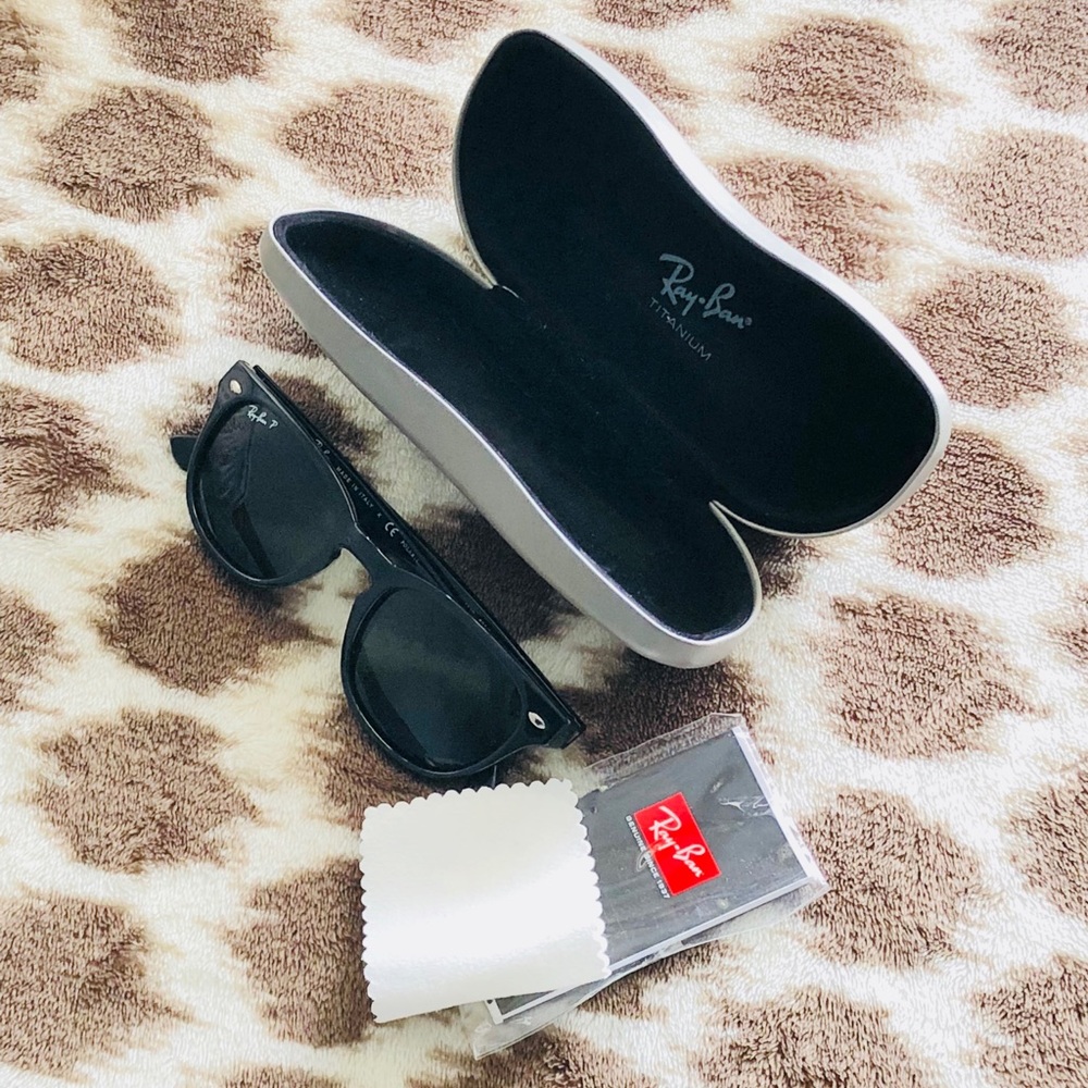 Ray-Ban sunglasses. Like new